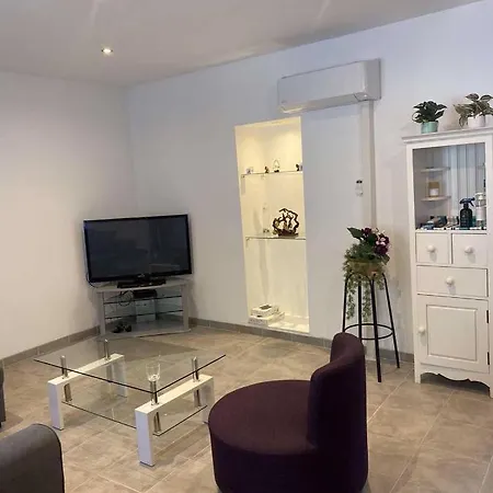 Maison Cosy Centre De 度假居 *